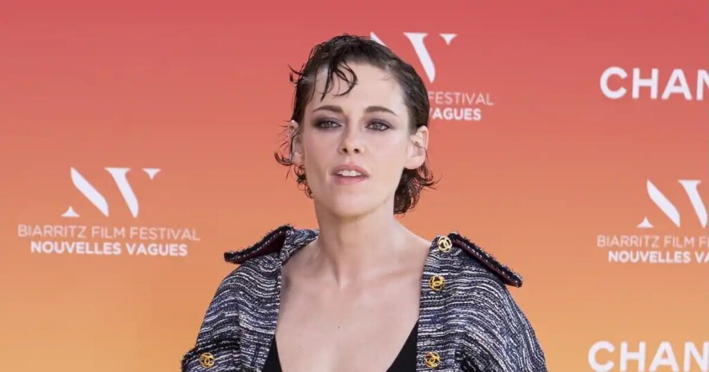 Kristen Stewart May Move to Europe to Avoid ‘Civil War’ Kristen Stewart May Move to Europe to Avoid ‘Civil War’