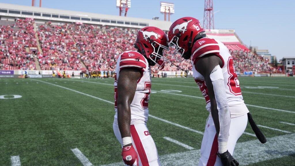 Late Dedrick Mills touchdown lifts Stampeders past Tiger-Cats Late Dedrick Mills touchdown lifts Stampeders past Tiger-Cats