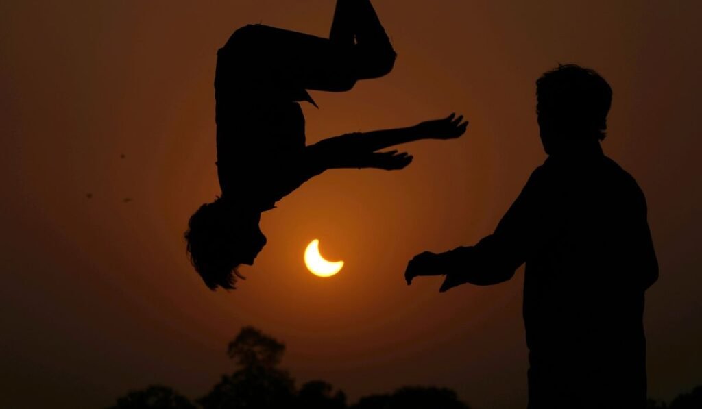 Looking to see the solar eclipse from North America? Here’s where and when to catch a sliver Looking to see the solar eclipse from North America? Here’s where and when to catch a sliver