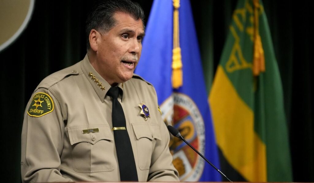 Los Angeles agrees to speed issuing concealed-carry permits for gun owners; deal settles fed lawsuit Los Angeles agrees to speed issuing concealed-carry permits for gun owners; deal settles fed lawsuit