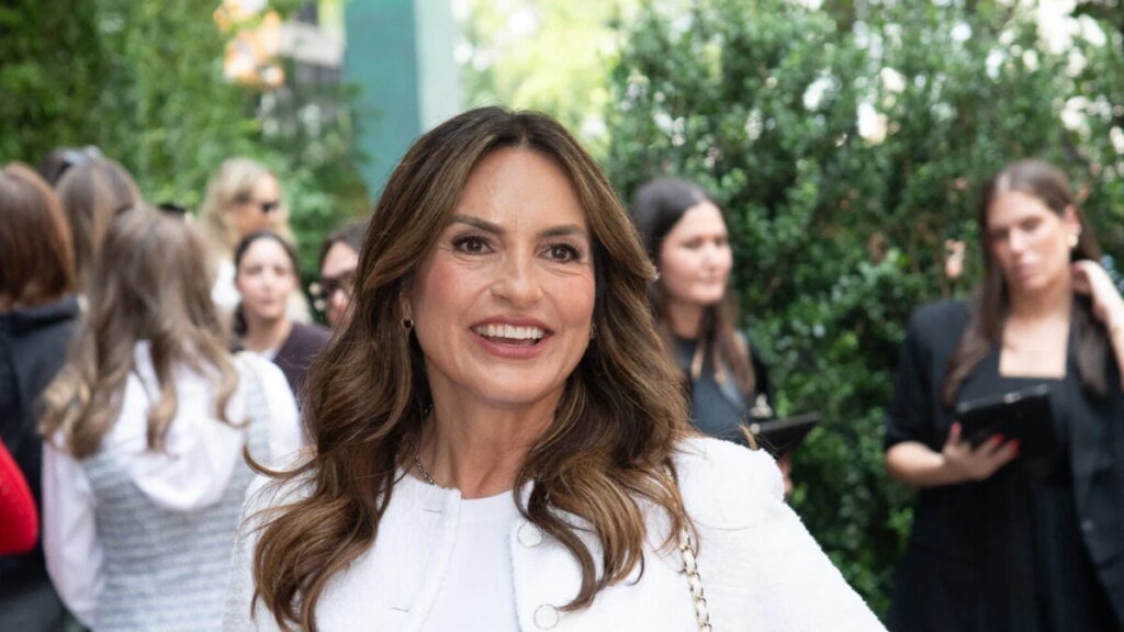 Mariska Hargitay Confirms Jalen Brunson On ‘SVU’ Mariska Hargitay Confirms Jalen Brunson On 'SVU'