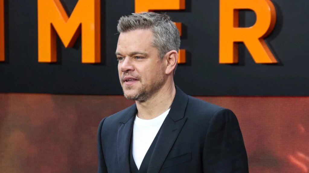 Matt Damon’s Daughter Signs For IMG Models Matt Damon's Daughter Signs For IMG Models