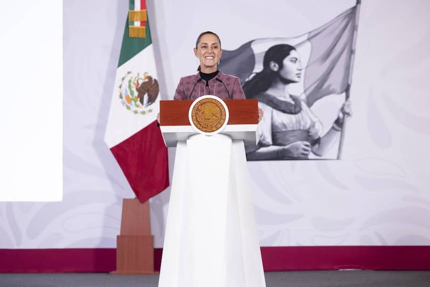 Mexico will not enact a social media ban like Australia, says Sheinbaum: Monday’s mañanera recapped Mexico will not enact a social media ban like Australia, says Sheinbaum: Monday's mañanera recapped