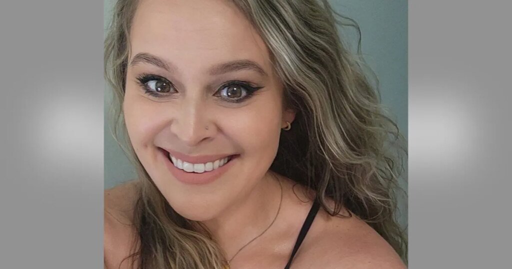 Mom Killed in Murder-Suicide After Taking Kids to School Mom Killed in Murder-Suicide After Taking Kids to School