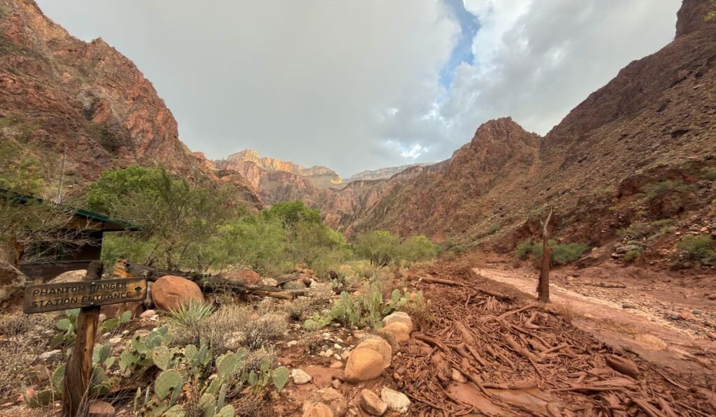 More storms possible at Grand Canyon where a flash flood killed at least 2 people, others missing