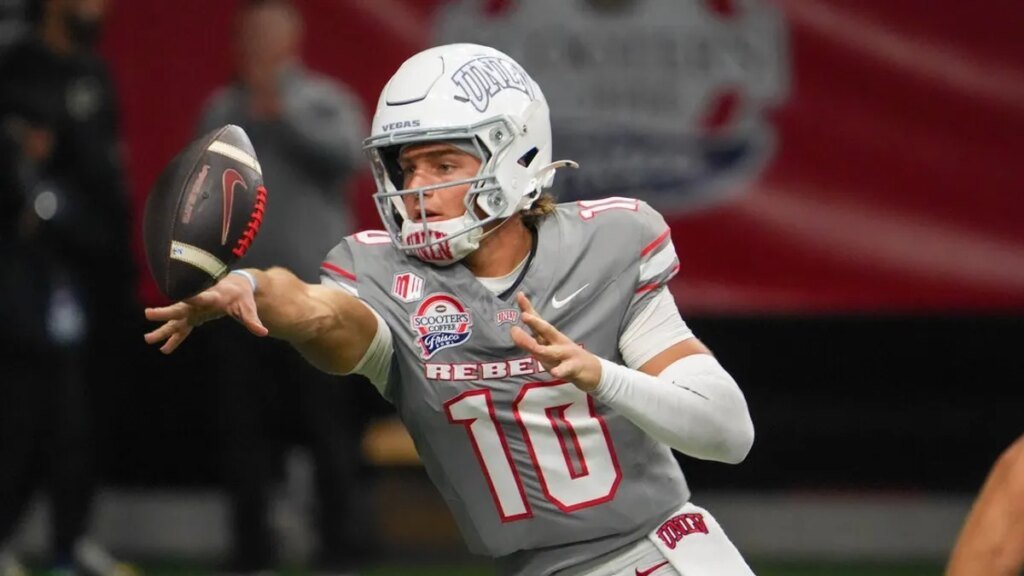 Nebraska names QB Anthony Colandrea Week 1 starter