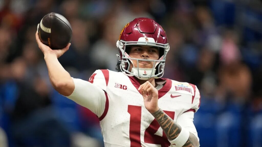 No. 14 USC opens season with great expectations No. 14 USC opens season with great expectations