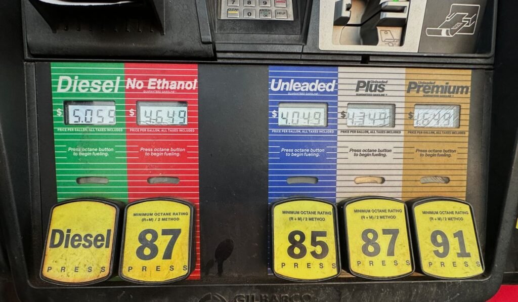 Oil prices shoot up, stocks trend downward as Middle East flare-up ripples into markets