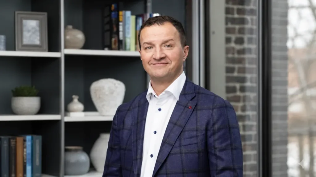 OpenAI hires new CRO as executive shake-up continues OpenAI hires new CRO as executive shake-up continues