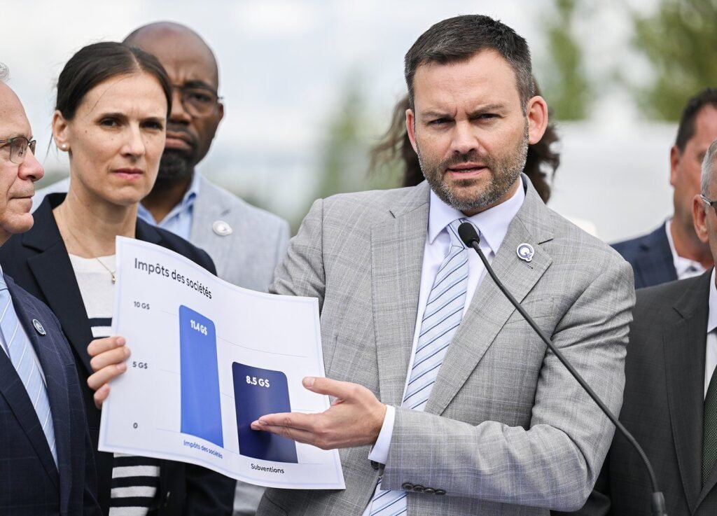 Parties talk taxes, trade war and parental leave on Day 2 of Quebec election campaign