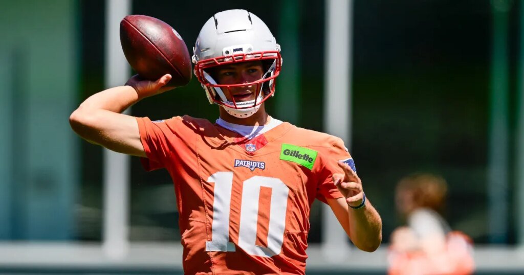 Patriots' Drake Maye Gives Update After Shoulder Injury
