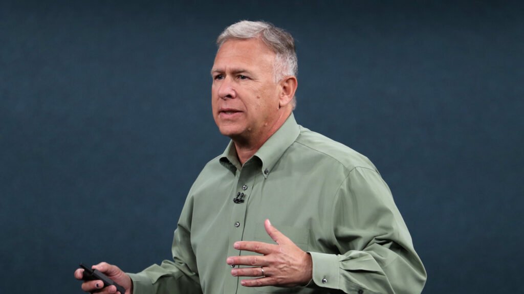 Phil Schiller Reportedly Steps Down As Apple’s App Store And Product Event Chief Phil Schiller Reportedly Steps Down As Apple's App Store And Product Event Chief