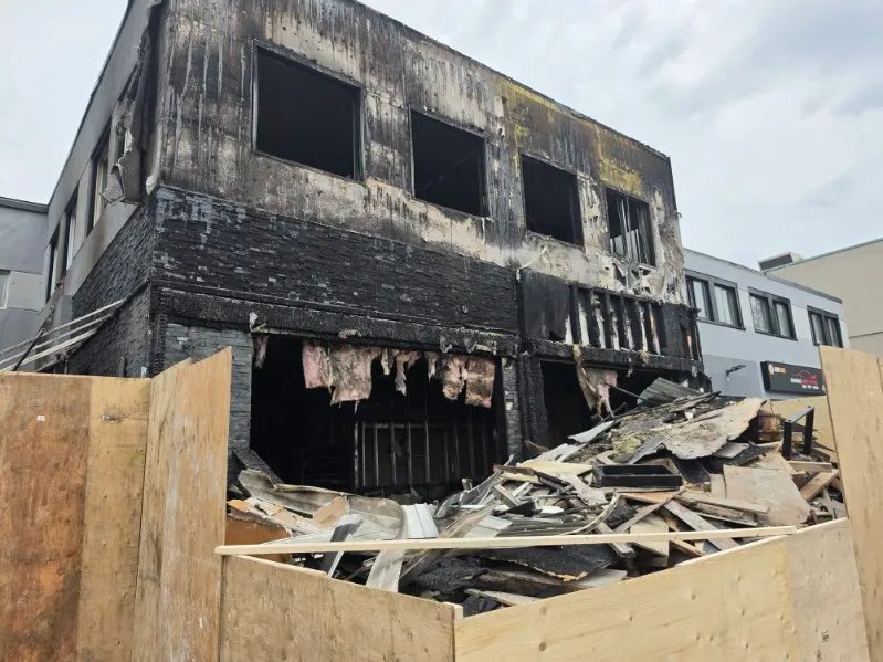 Popular kosher restaurant in Montreal destroyed in apparent arson attack Popular kosher restaurant in Montreal destroyed in apparent arson attack