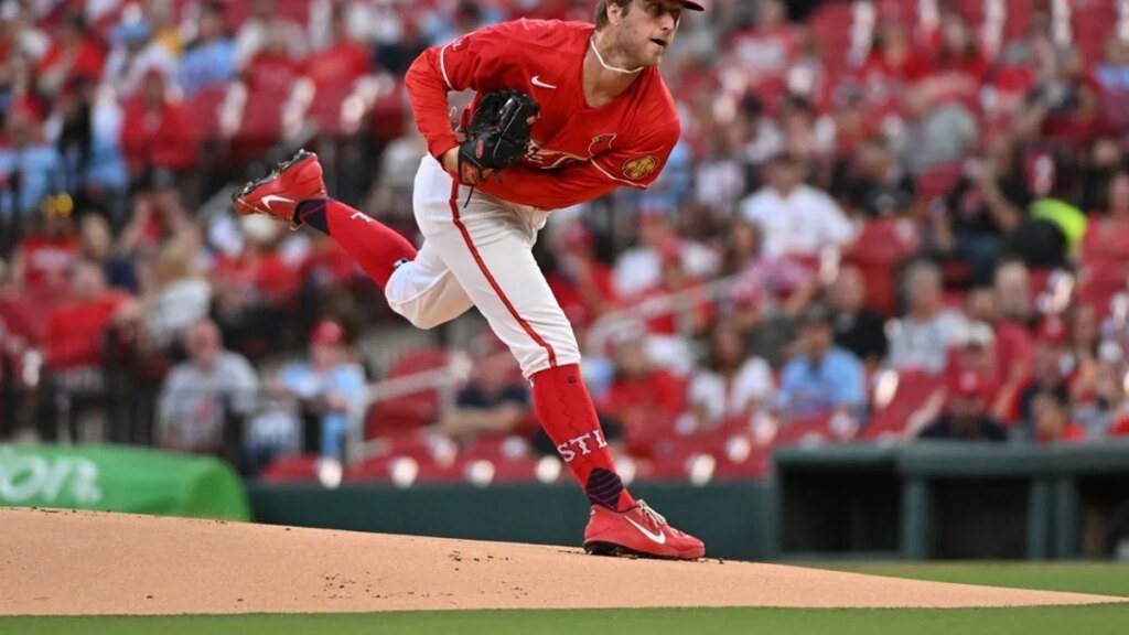 Quinn Mathews earns first major league win as Cardinals beat Pirates Quinn Mathews earns first major league win as Cardinals beat Pirates