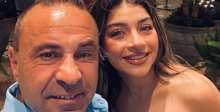 ‘RHONJ’ Gia Giudice Pleads For President Trump To Pardon Dad 'RHONJ' Gia Giudice Pleads For President Trump To Pardon Dad