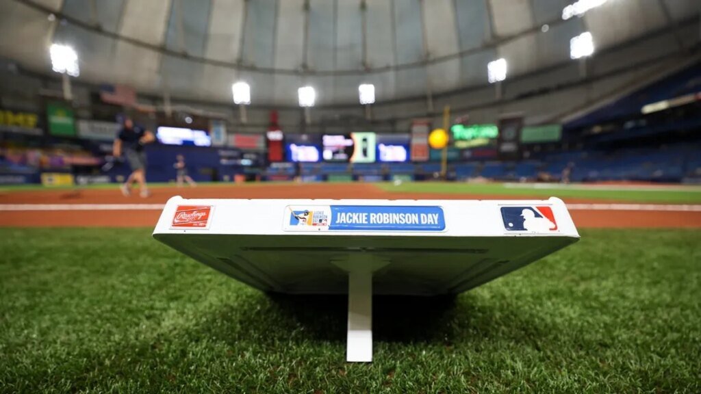Rays’ new ballpark approved in county vote Rays' new ballpark approved in county vote