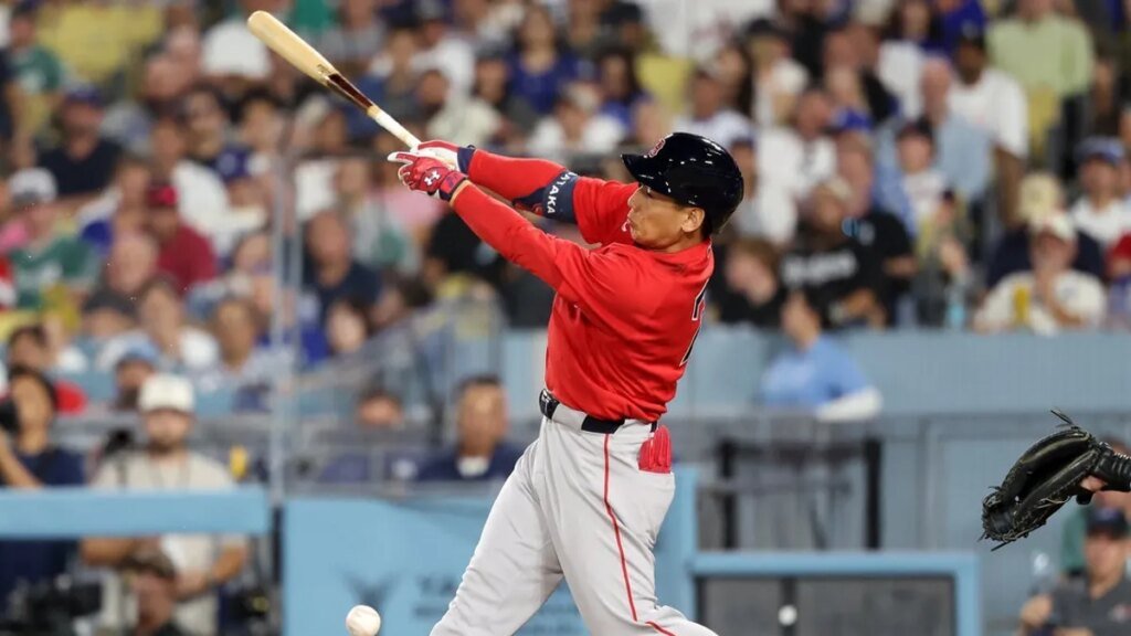 Red Sox bid to carry July success into clash vs. Dodgers