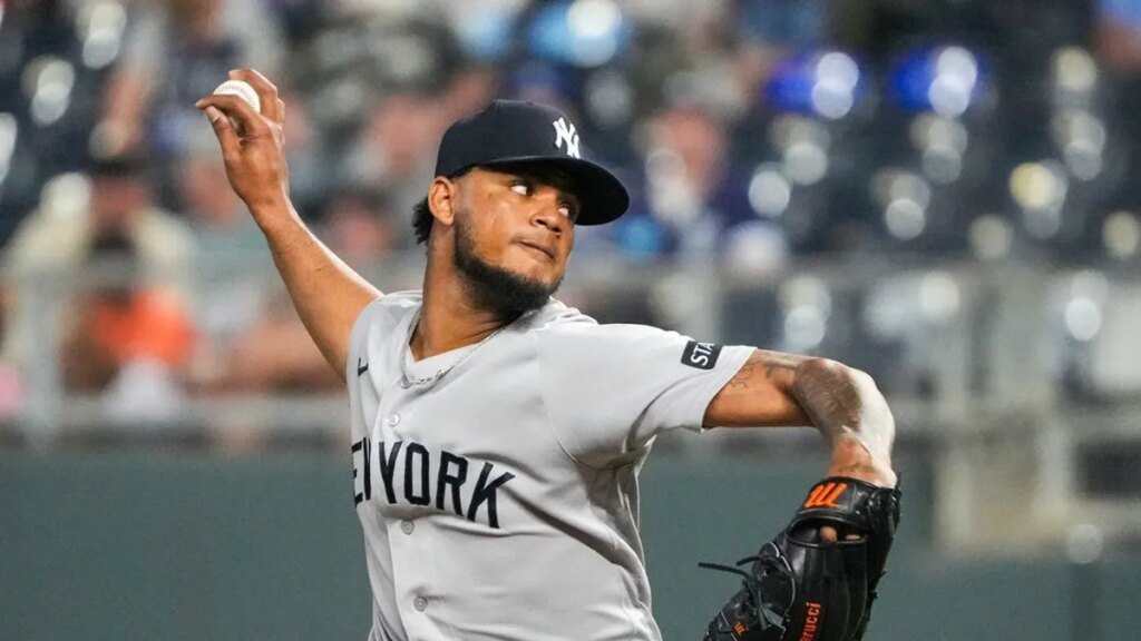 Report: Pirates acquire RHP Camilo Doval from Yankees Report: Pirates acquire RHP Camilo Doval from Yankees