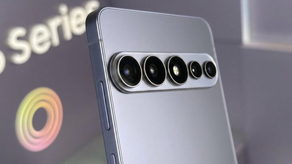Samsung puede cambiar sus móviles para siempre, con un rediseño completo de la gama Galaxy que ya ha registrado Samsung puede cambiar sus móviles para siempre, con un rediseño completo de la gama Galaxy que ya ha registrado