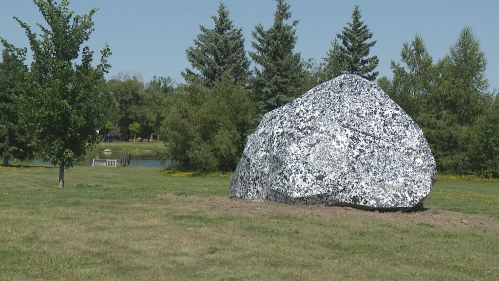 Saskatoon councillors uphold funding behind controversial $297K art installation – Saskatoon Saskatoon councillors uphold funding behind controversial $297K art installation - Saskatoon