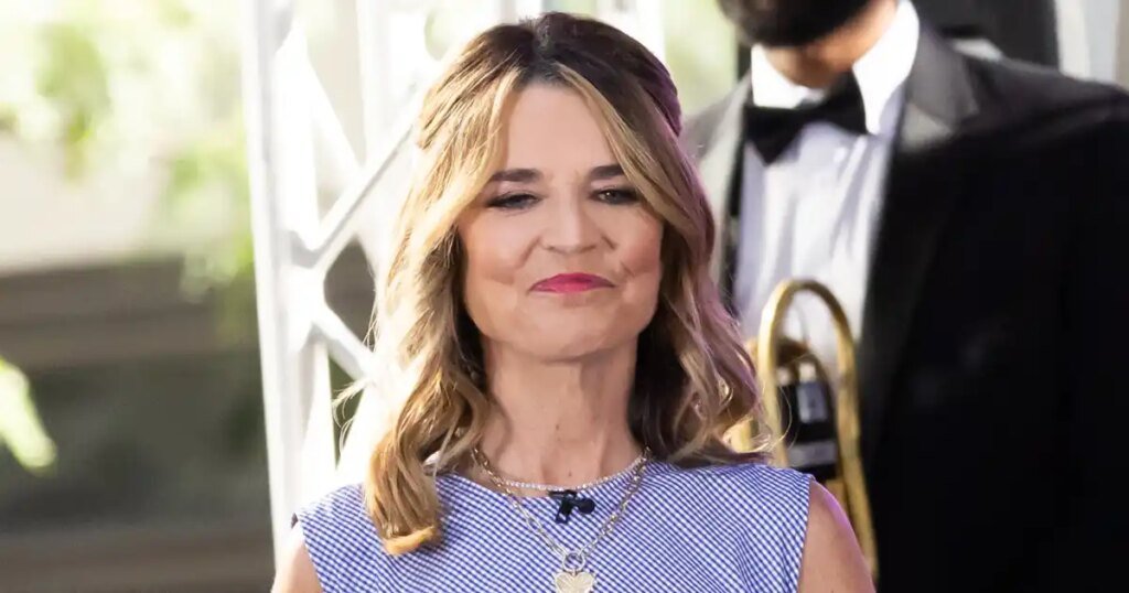 Savannah Guthrie’s Slimming Plaid Dress Is an Ageless Staple Savannah Guthrie’s Slimming Plaid Dress Is an Ageless Staple