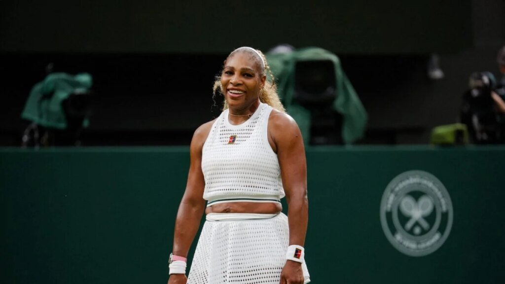 Serena Williams Returns To Court To Prep For US Open Serena Williams Returns To Court To Prep For US Open