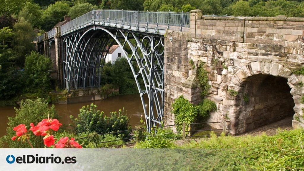 Símbolo de la Revolución Industrial, este puente de Inglaterra fue el primero de hierro fundido de la historia