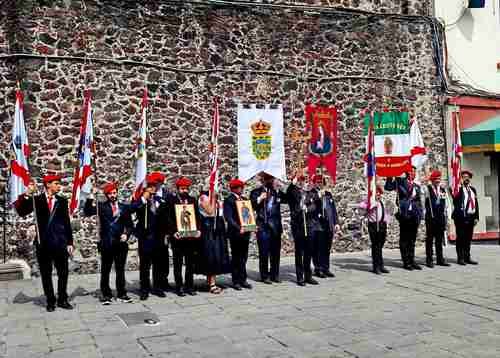 Sólo acude un pequeño grupo al llamado para conmemorar la caída de Tenochtitlan Sólo acude un pequeño grupo al llamado para conmemorar la caída de Tenochtitlan