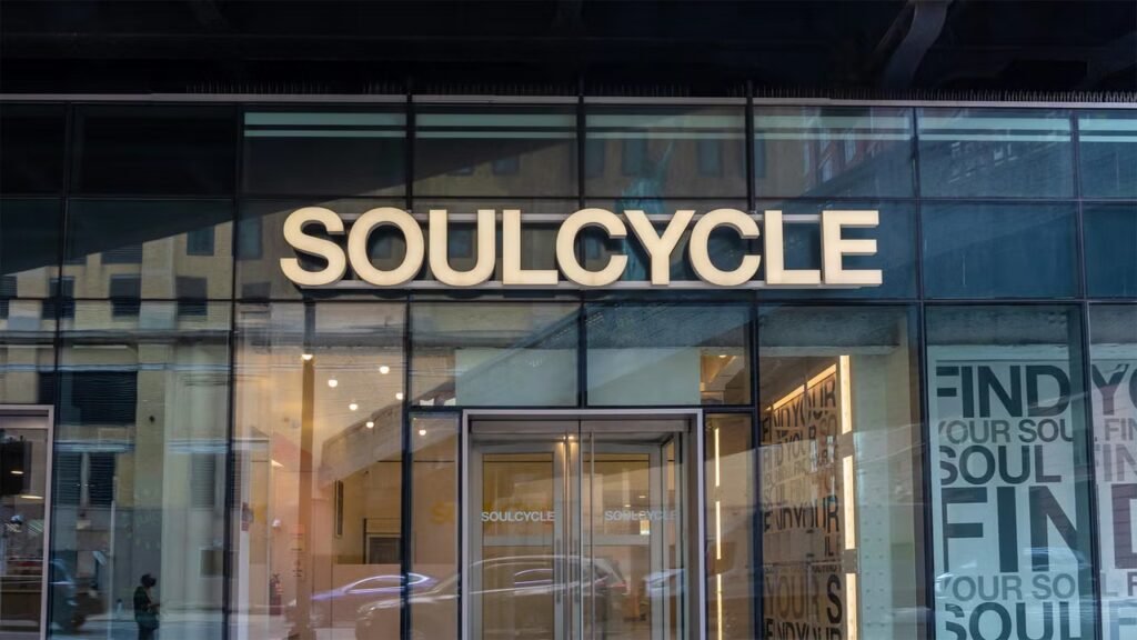 SoulCycle had a cult following. Then, one decision changed everything SoulCycle had a cult following. Then, one decision changed everything