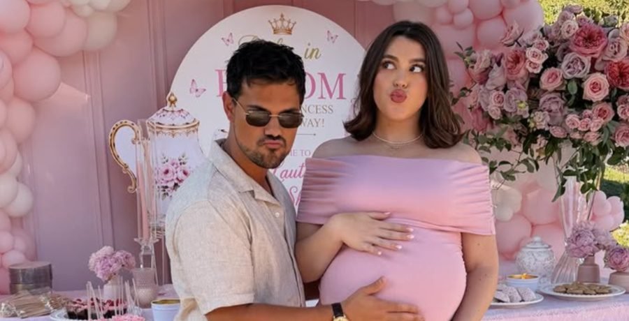 Taylor Lautner’s Wife Talks Baby Names, Could It Be Same? Taylor Lautner's Wife Talks Baby Names, Could It Be Same?