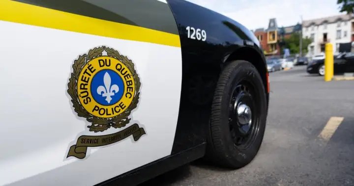 Teen in hospital after moped-vehicle collision, Quebec police seeking witnesses – Montreal Teen in hospital after moped-vehicle collision, Quebec police seeking witnesses - Montreal