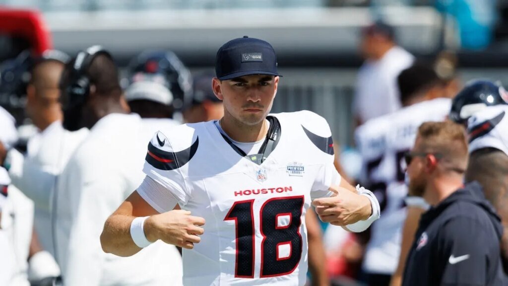 Texans fear torn ACL for backup QB Graham Mertz Texans fear torn ACL for backup QB Graham Mertz