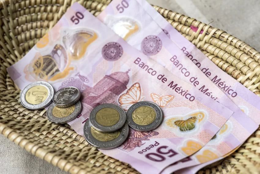 The tricky business of tipping in Mexico The tricky business of tipping in Mexico