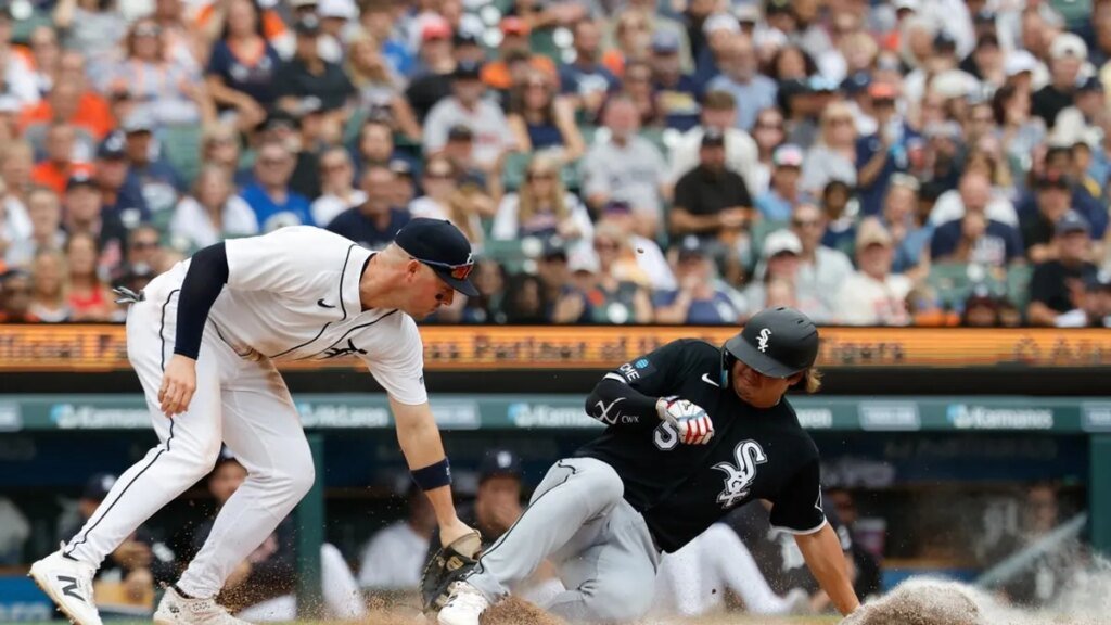 Tigers look to make move in division, wild-card races vs. White Sox Tigers look to make move in division, wild-card races vs. White Sox