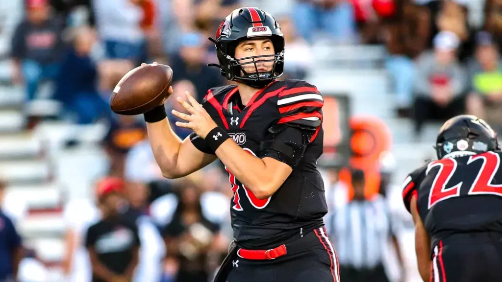 Toronto Argonauts sign QB Paxton DeLaurent