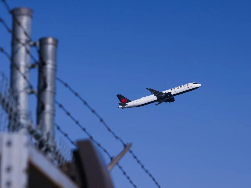 Toronto flight attendant guilty of posing as pilot to fly free in U.S. Toronto flight attendant guilty of posing as pilot to fly free in U.S.