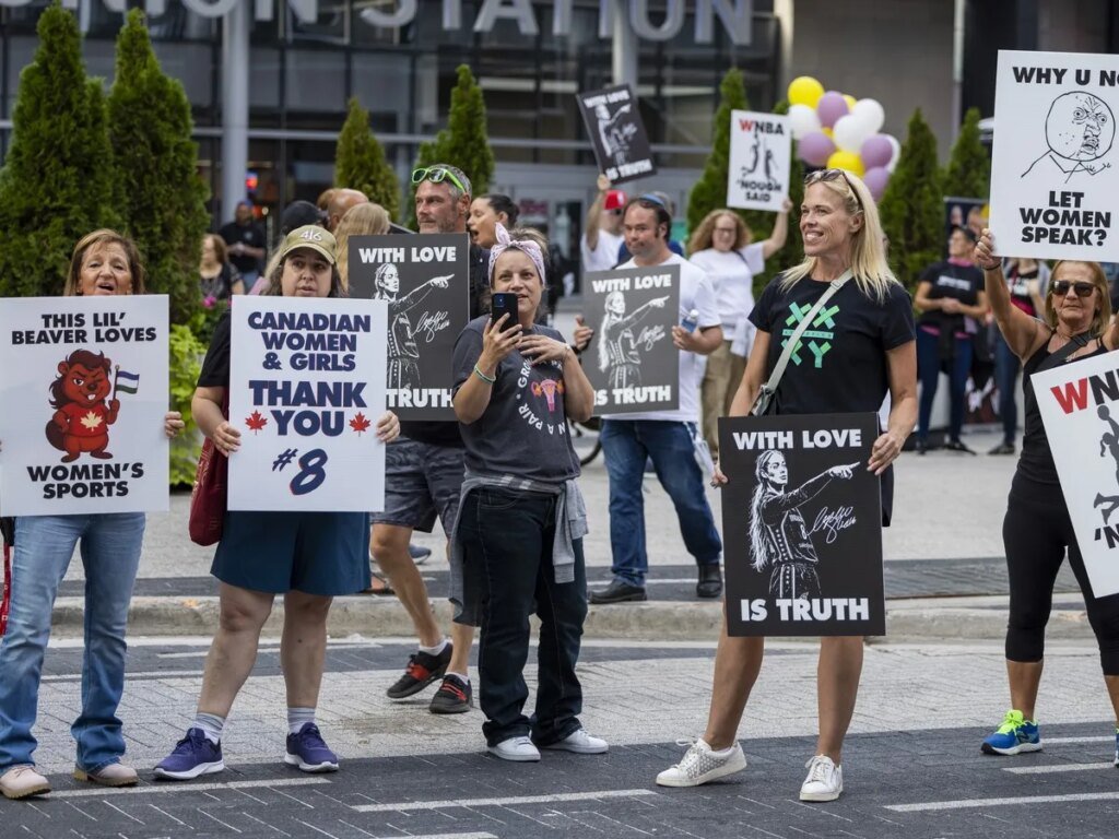 Trans debate in WNBA reaches Toronto with rally for Sophie Cunningham