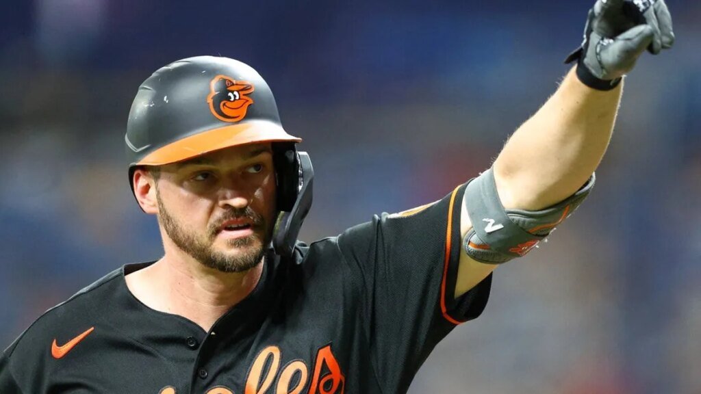Trey Mancini signing 1-day contract to retire with Orioles