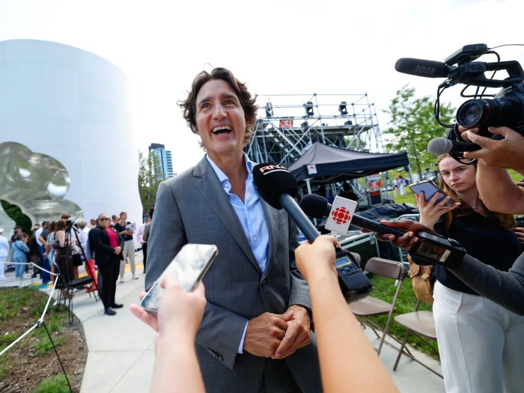 Trudeau says Canadians must stay 'strong and united' in face of U.S. negotiations Trudeau says Canadians must stay 'strong and united' in face of U.S. negotiations