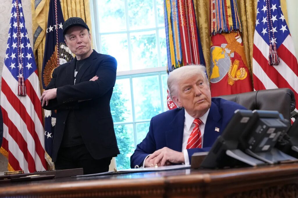 Trump bought SpaceX shares two weeks after blockbuster IPO Trump bought SpaceX shares two weeks after blockbuster IPO