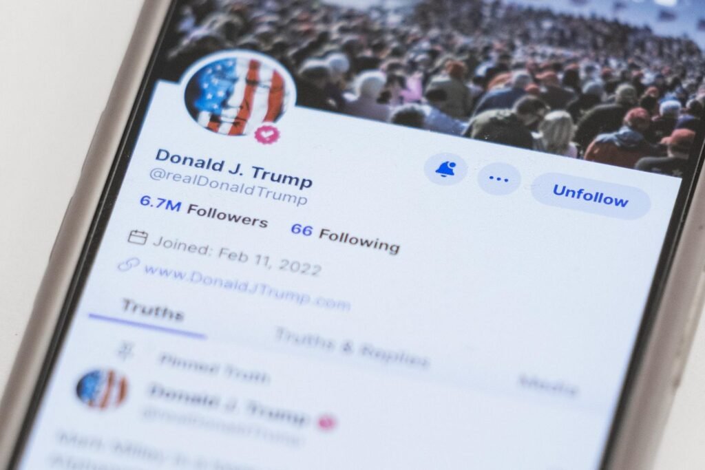 Trump stands to profit off U.S. policy announcements by selling fast access to social media posts