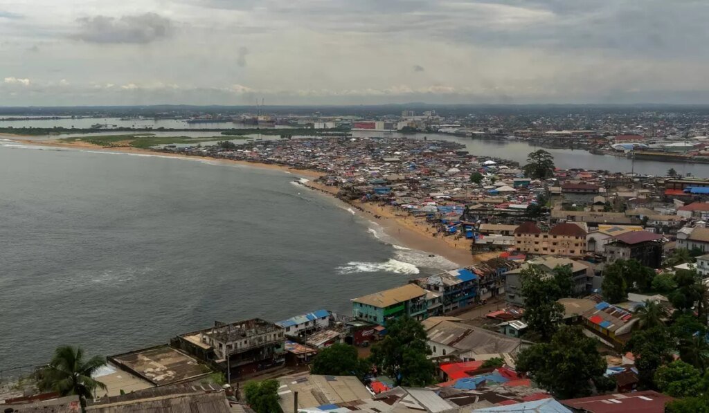 U.S. sends 20 deportees to Liberia, part of 1,200 migrants the country will receive under new deal U.S. sends 20 deportees to Liberia, part of 1,200 migrants the country will receive under new deal