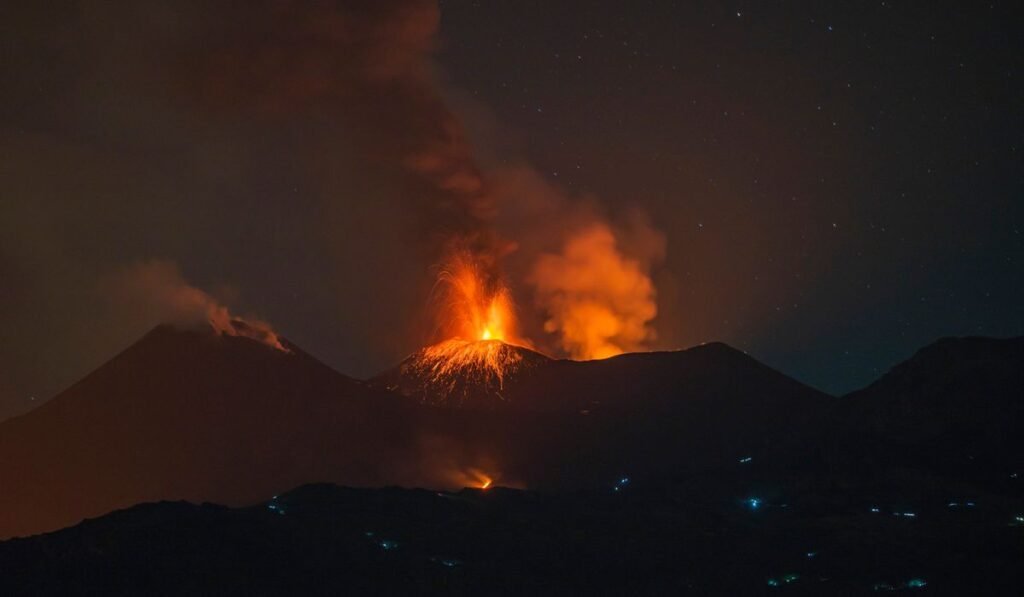 U.S. tourist dies after being struck by lightning while hiking Sicily’s Mount Etna
