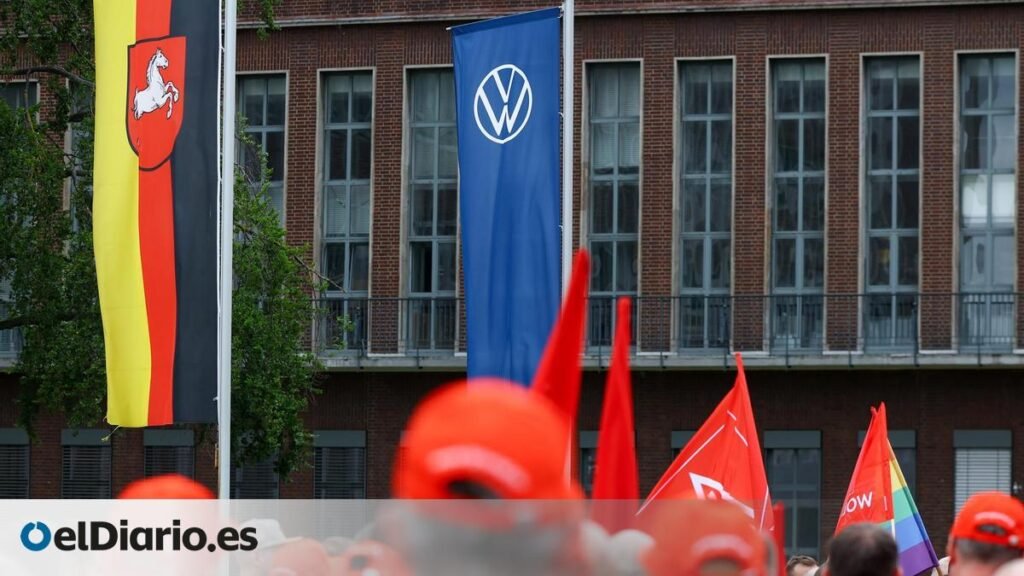 Volkswagen avisa de que "son necesarias medidas de ahorro" que pasarán por miles de despidos