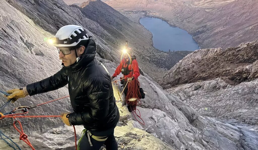 Volunteers rescue climber stranded on small ledge in California’s Sierra Nevada