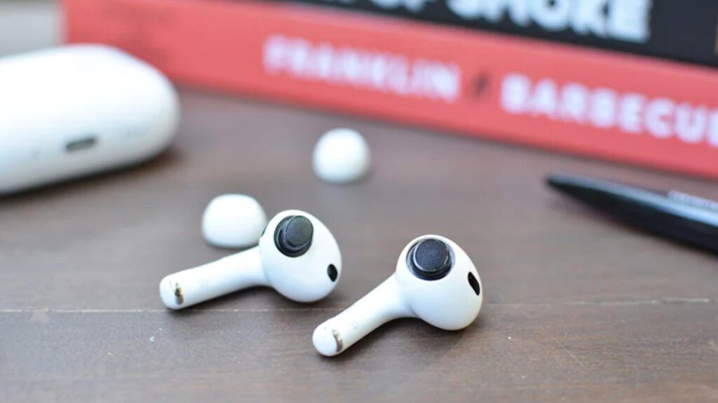We Have More Details On Apple's Camera-Equipped AirPods And They Are Pretty Dang Weird