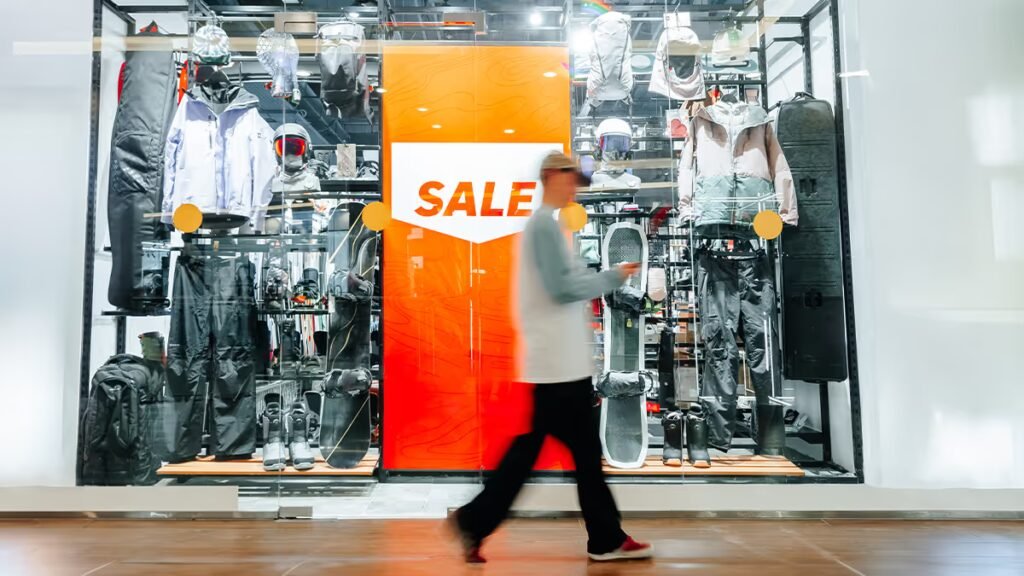 What Physical Retail Stores Deliver in a Digital Economy What Physical Retail Stores Deliver in a Digital Economy