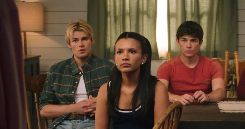 Which Walter Boys Stars Are, Aren't Returning for Season 4?