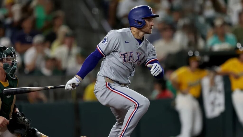 Yankees sign former top prospect Jarred Kelenic to minor league deal