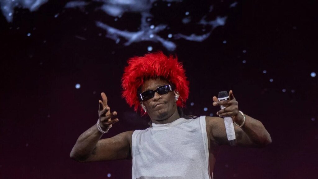 Young Thug Crashes Austin McBroom’s Wild BuzzStar Pool Party Young Thug Crashes Austin McBroom’s Wild BuzzStar Pool Party